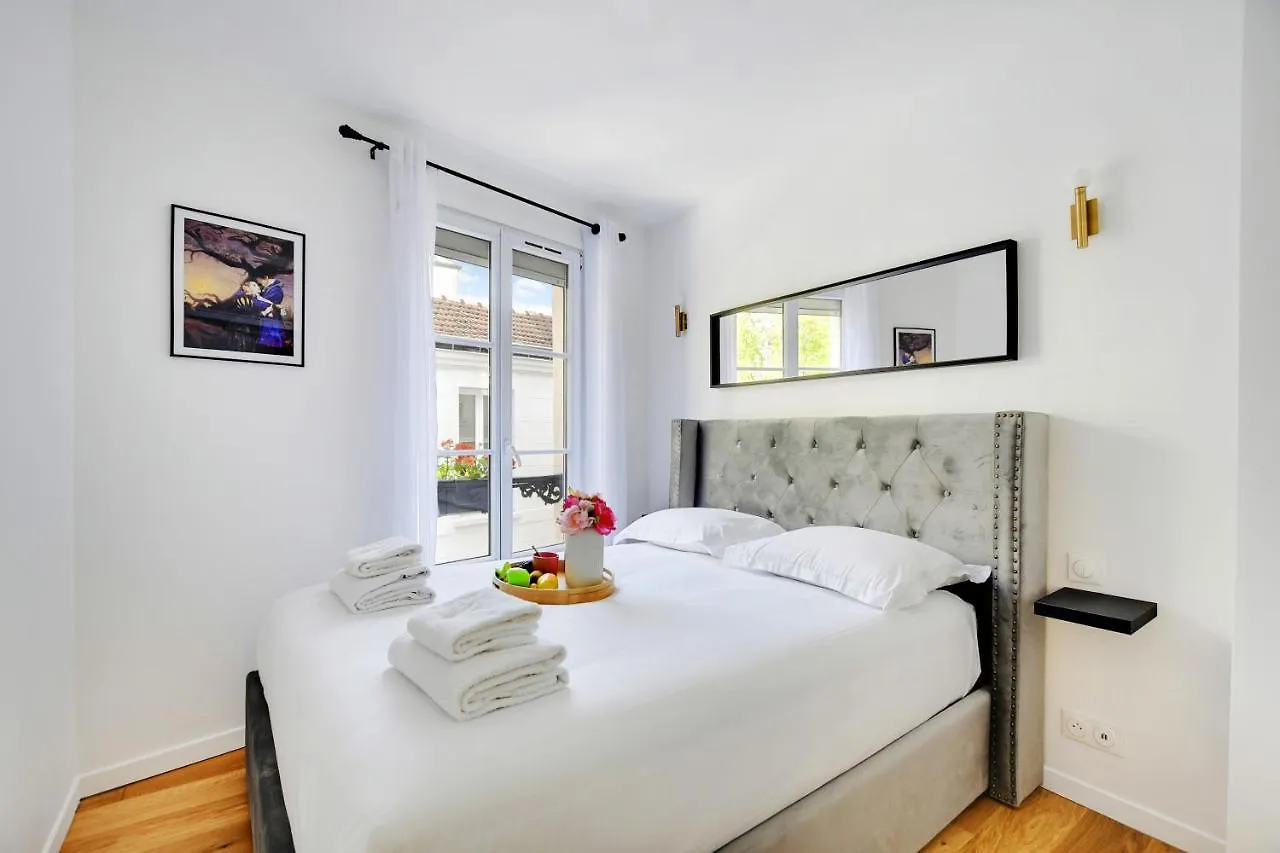 Cmg Jonas-Parc Montsouris-Tour Montparnasse- Apartment Paris France