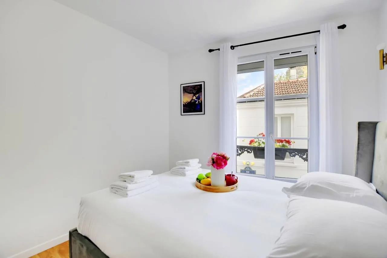 Cmg Jonas-Parc Montsouris-Tour Montparnasse- Apartment Paris