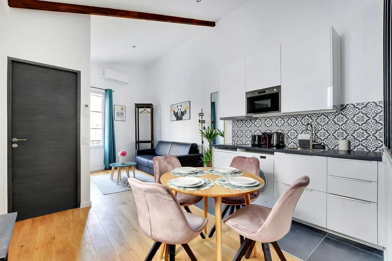 Cmg Jonas-Parc Montsouris-Tour Montparnasse- Apartment Paris France