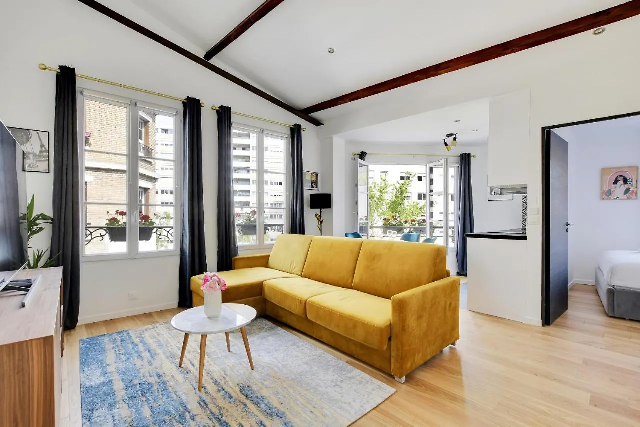 Cmg Jonas-Parc Montsouris-Tour Montparnasse- Apartment Paris