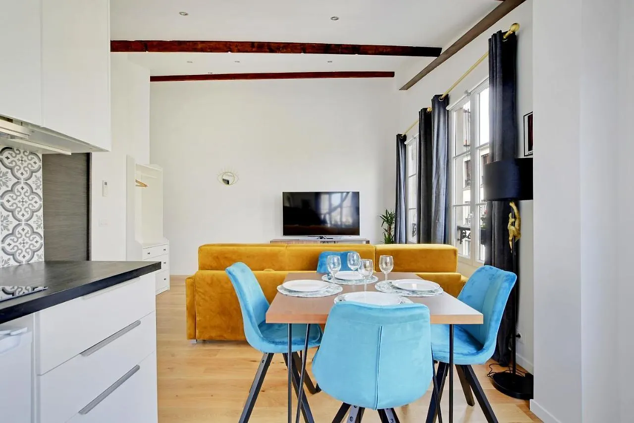 Cmg Jonas-Parc Montsouris-Tour Montparnasse- Apartment Paris 0*,  France